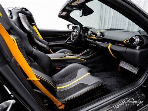 Used 2022 Ferrari 812 GTS RWD image 48