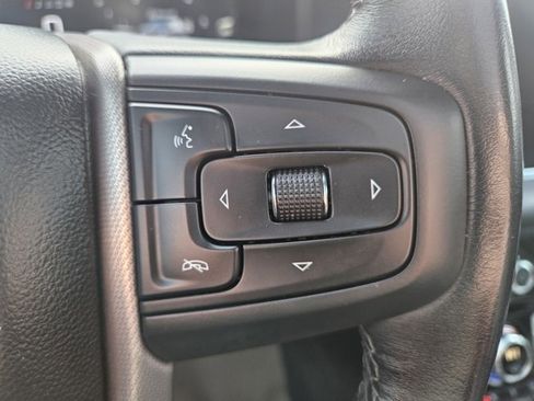 Used 2022 GMC Yukon Denali image 34