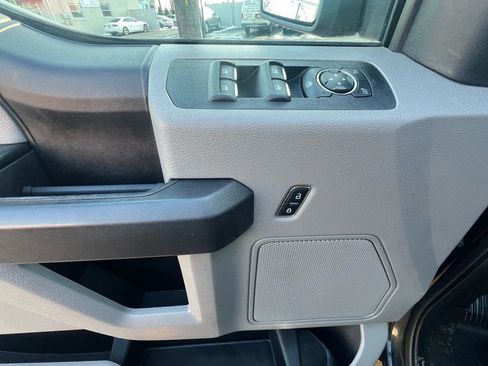 Used 2018 Ford F150 XL w/ Equipment Group 101A Mid image 23