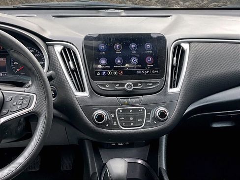 Used 2023 Chevrolet Malibu LT image 6