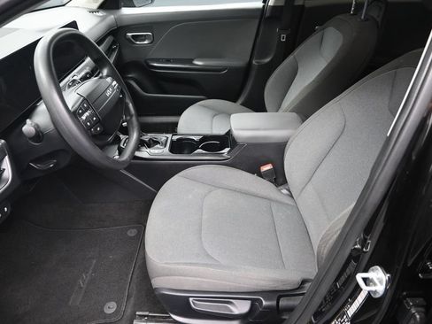 Certified 2025 Kia K4 FWD image 14