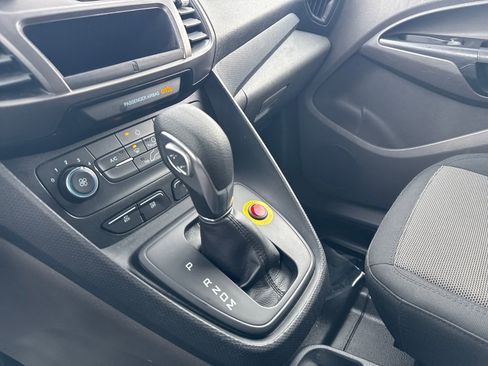 Used 2020 Ford Transit Connect XL image 20