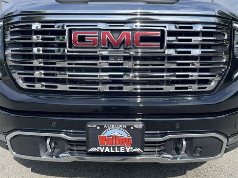 New 2025 GMC Sierra 1500 Denali image 32