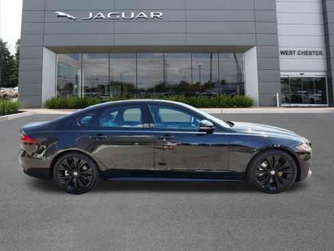 New 2024 Jaguar XF R-Dynamic SE image 4