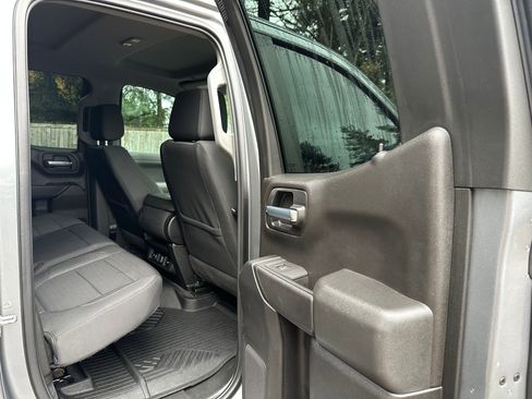 Used 2020 Chevrolet Silverado 1500 LT w/ All-Star Edition image 15