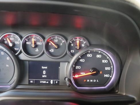 Used 2022 Chevrolet Silverado 1500 Custom RWD image 10