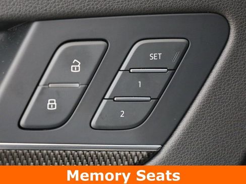 Used 2018 Audi SQ5 Prestige w/ Prestige Package image 11