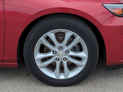 Used 2016 Chevrolet Malibu LT w/ Leather Package FWD image 11