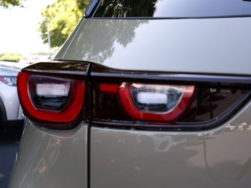 New 2026 MAZDA CX-50 Meridian Edition w/ Apex Package AWD/4WD image 23