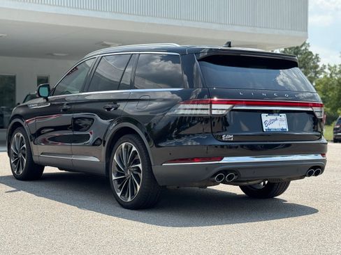 Used 2022 Lincoln Aviator Reserve w/ Equipment Group 201A RWD image 28