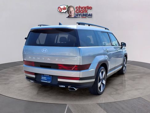 Certified 2024 Hyundai Santa Fe Limited FWD image 5