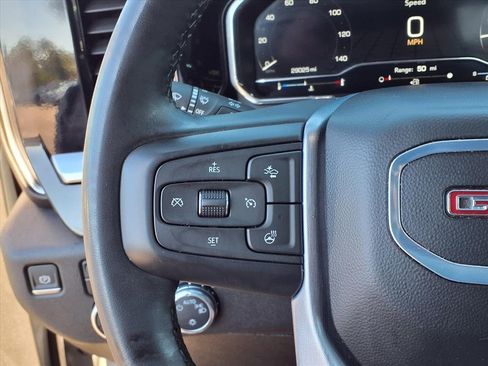 Used 2024 GMC Sierra 1500 SLE image 32
