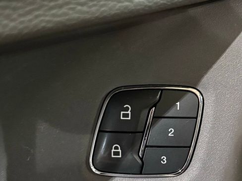 Used 2019 Ford Expedition Limited w/ Equipment Group 302A image 40