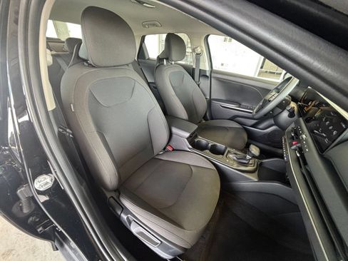 Used 2026 Kia K4 FWD image 35