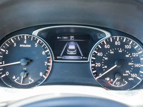 Used 2019 Nissan Pathfinder SV w/ Cargo Package AWD/4WD image 26