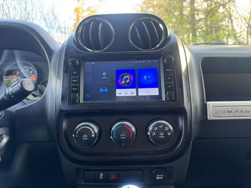 Used 2015 Jeep Compass Sport w/ Power Value Group FWD image 15