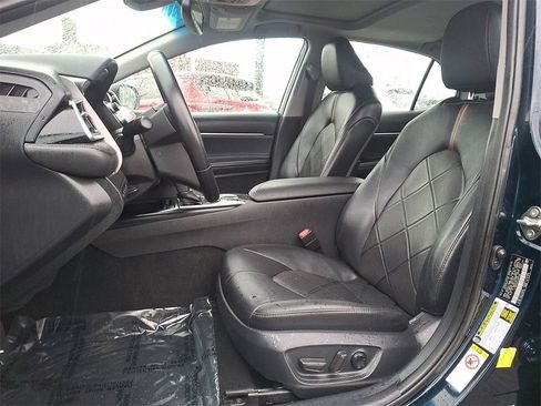 Used 2018 Toyota Camry XLE w/ Audio Package image 15