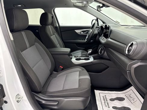 Used 2023 Chevrolet Blazer LT image 9