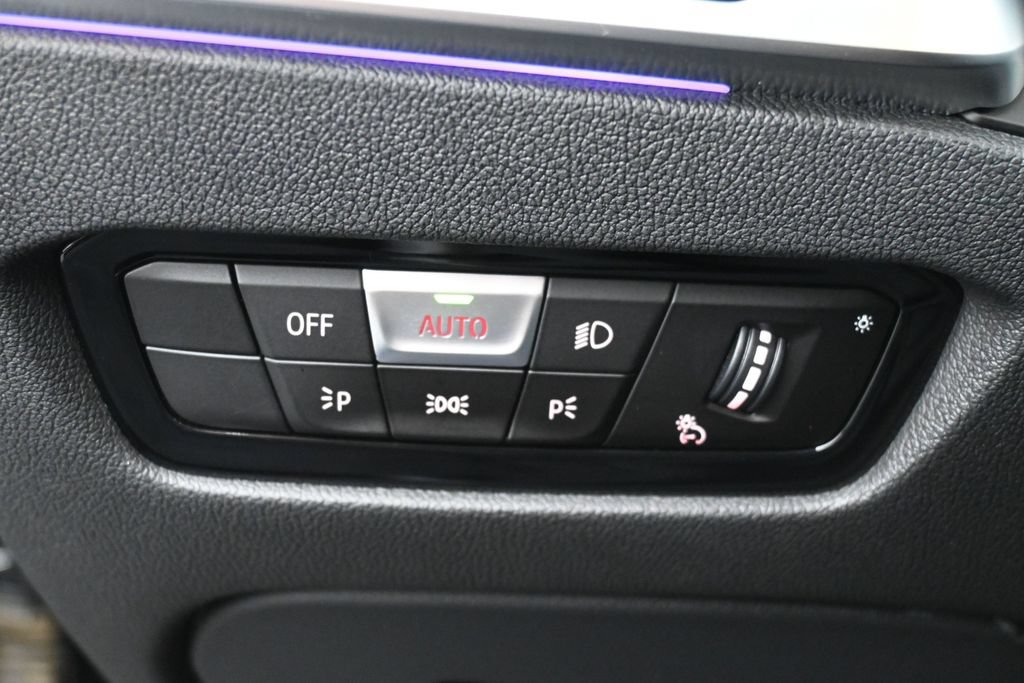 Used 2021 BMW M3 w/ Executive Package RWD image 20