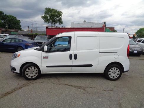 Used 2018 RAM ProMaster City Tradesman SLT FWD image 3