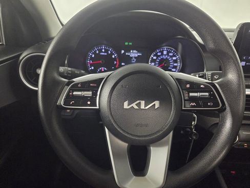 Used 2024 Kia Forte LXS w/ LXS Technology Package FWD image 17