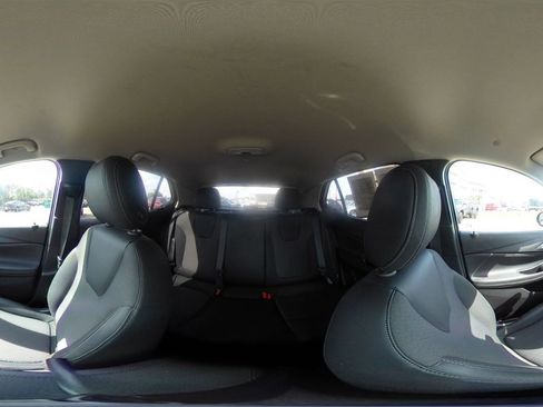 Used 2025 Buick Encore GX Preferred image 40