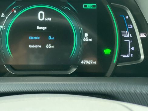 Used 2021 Hyundai Ioniq SEL image 29