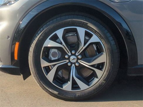 Used 2023 Ford Mustang Mach-E Premium image 17