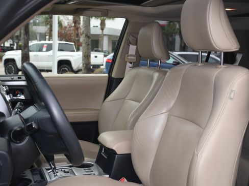 Used 2017 Toyota 4Runner Limited image 13