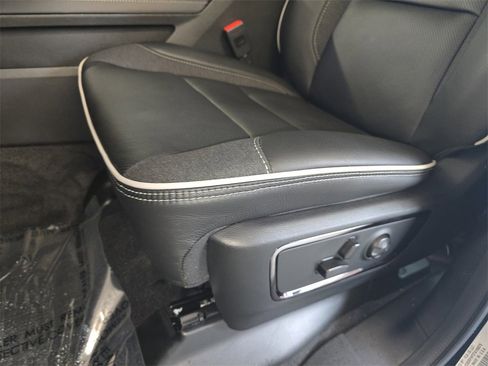 New 2026 RAM 1500 Limited w/ Body Color Bumper Group image 26