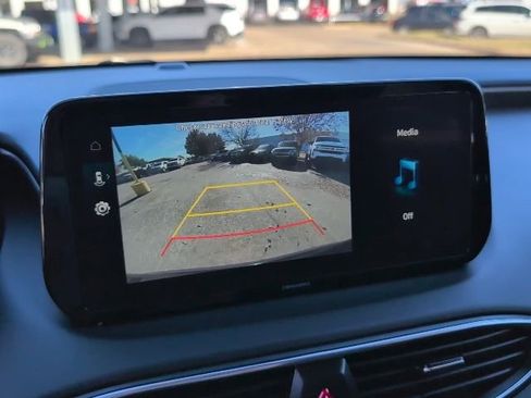 Used 2023 Hyundai Santa Fe SEL image 23