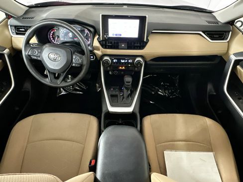 Used 2023 Toyota RAV4 XLE w/ Convenience Package image 27