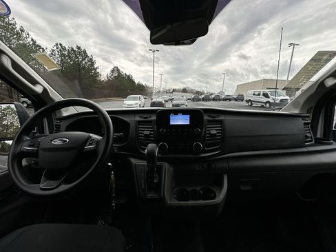 Used 2024 Ford Transit 250 Low Roof w/ Exterior Upgrade Package image 32