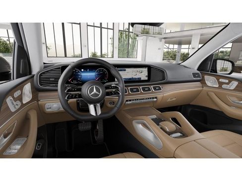 New 2026 Mercedes-Benz GLS 580 4MATIC image 3