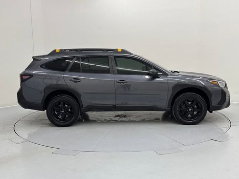 Used 2022 Subaru Outback Wilderness image 7