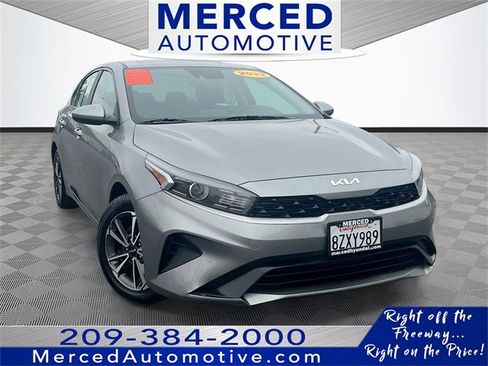 Used 2022 Kia Forte LXS image 1
