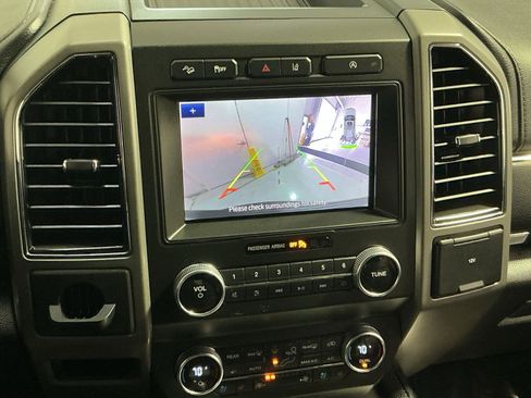 Used 2020 Ford Expedition XLT w/ Equipment Group 202A image 27