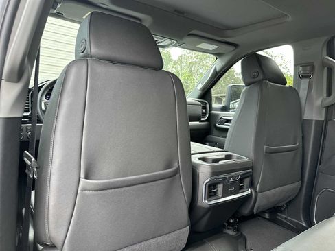 Certified 2025 Chevrolet Silverado 3500 LTZ w/ LTZ Premium Package AWD/4WD image 16
