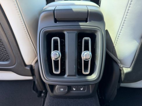Used 2024 Polestar Polestar 2 AWD/4WD image 39