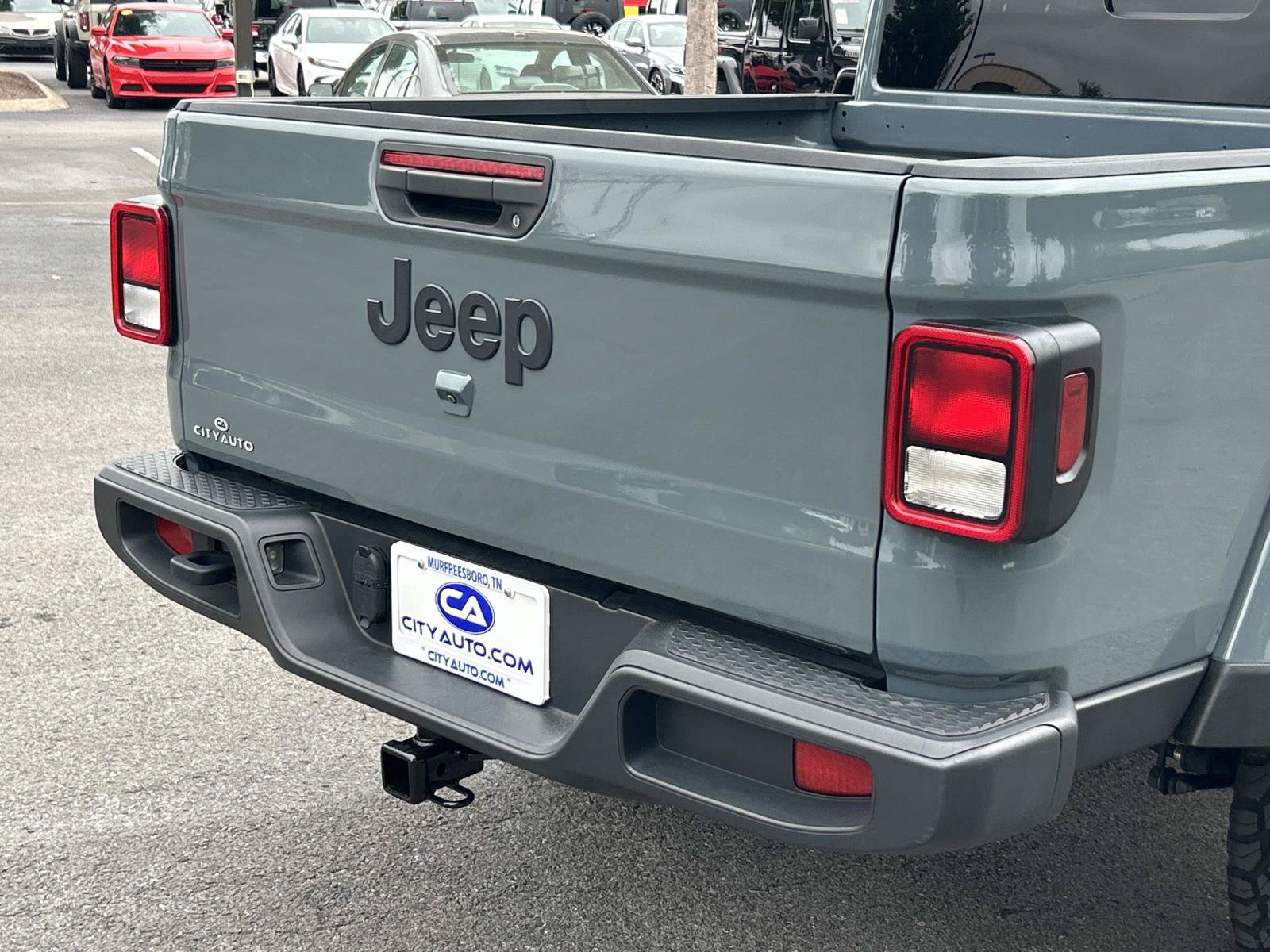 Used 2025 Jeep Gladiator Sport AWD/4WD image 14