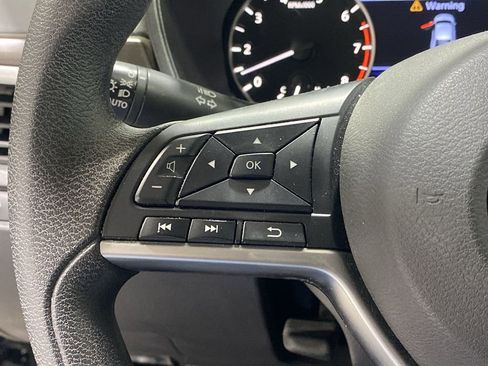 Used 2023 Nissan Altima 2.5 SV image 31