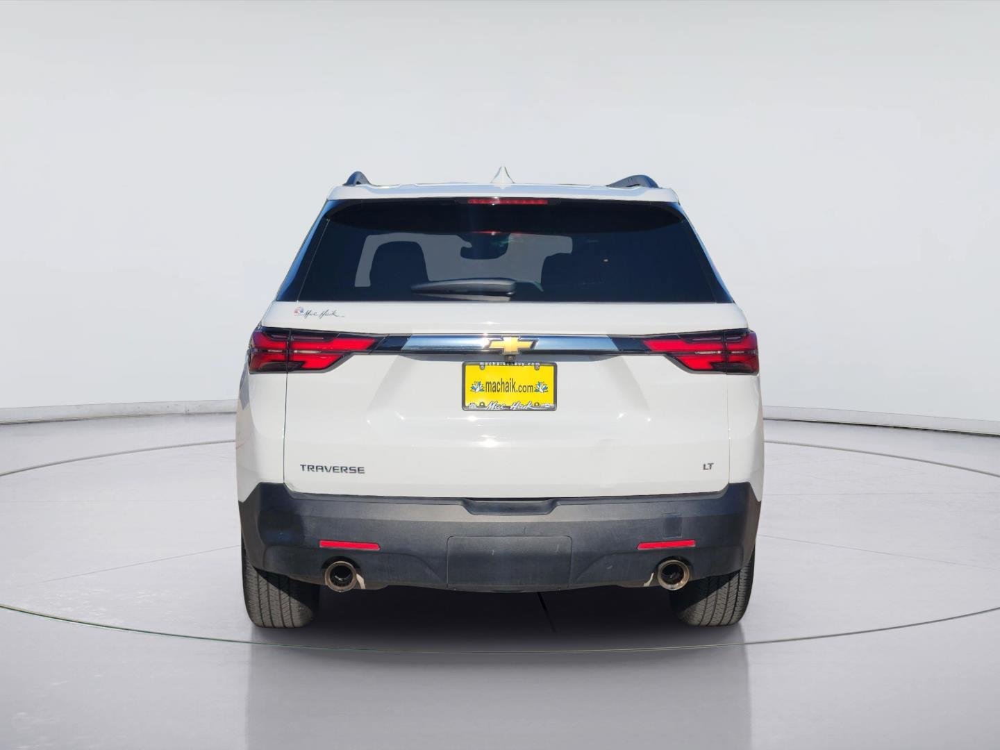 Used 2023 Chevrolet Traverse LT FWD image 6