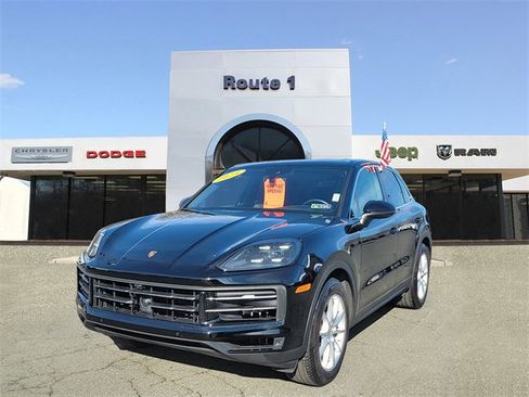 Used 2024 Porsche Cayenne image 4