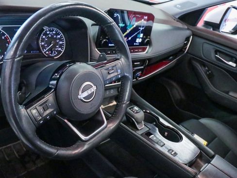 Used 2023 Nissan Rogue SL w/ SL Premium Package FWD image 6