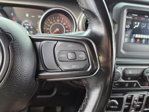 Used 2021 Jeep Gladiator Sport AWD/4WD image 24