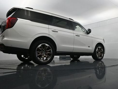 Certified 2025 Ford Expedition King Ranch AWD/4WD image 33
