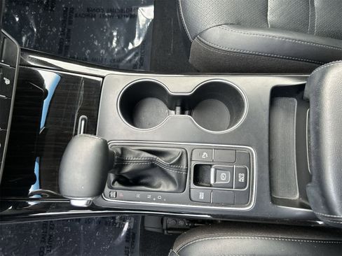 Used 2019 Kia Sorento EX image 17