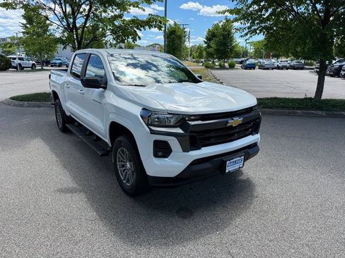 Used 2023 Chevrolet Colorado LT w/ LT Convenience Package RWD image 6