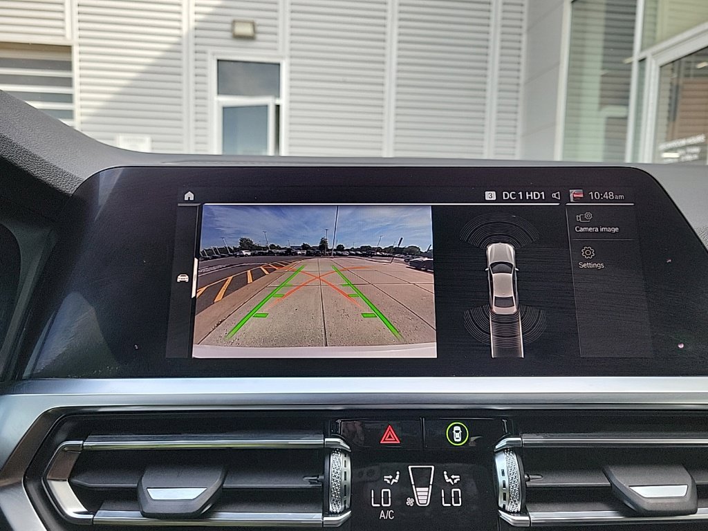 Used 2019 BMW 330i xDrive Sedan w/ Convenience Package AWD/4WD image 25