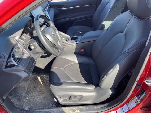 Used 2024 Toyota Camry XSE AWD/4WD image 7